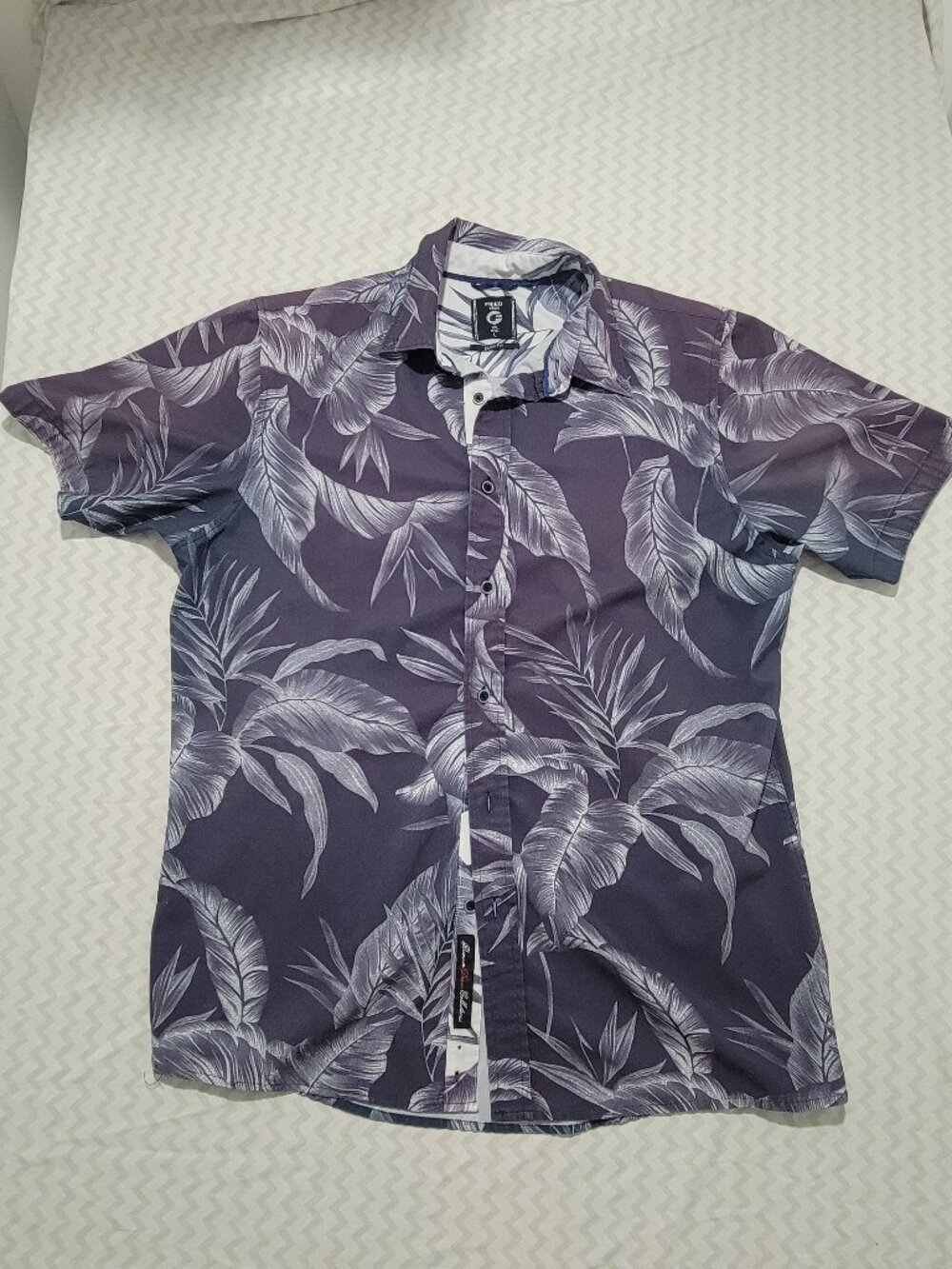 Fried NYC Mens Hawaiian Button down Sz Large Slim Fit